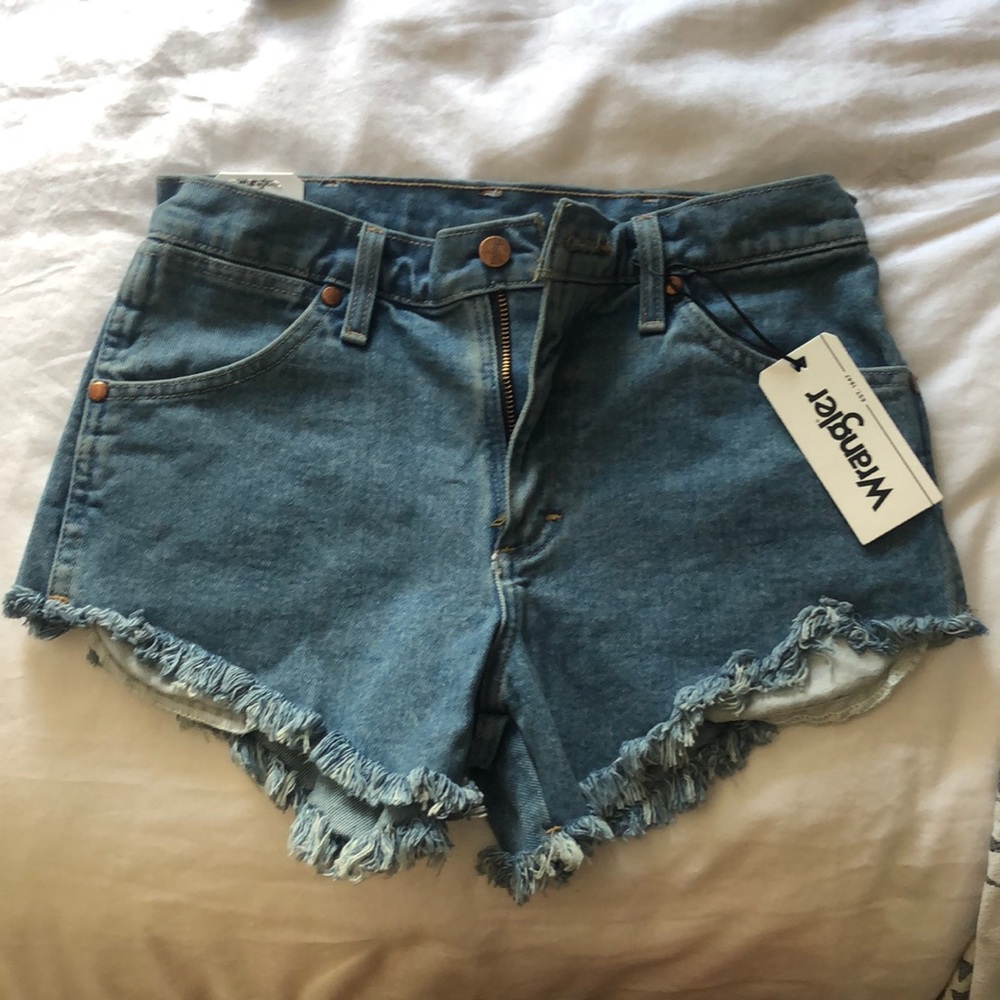 Wrangler cut off shorts